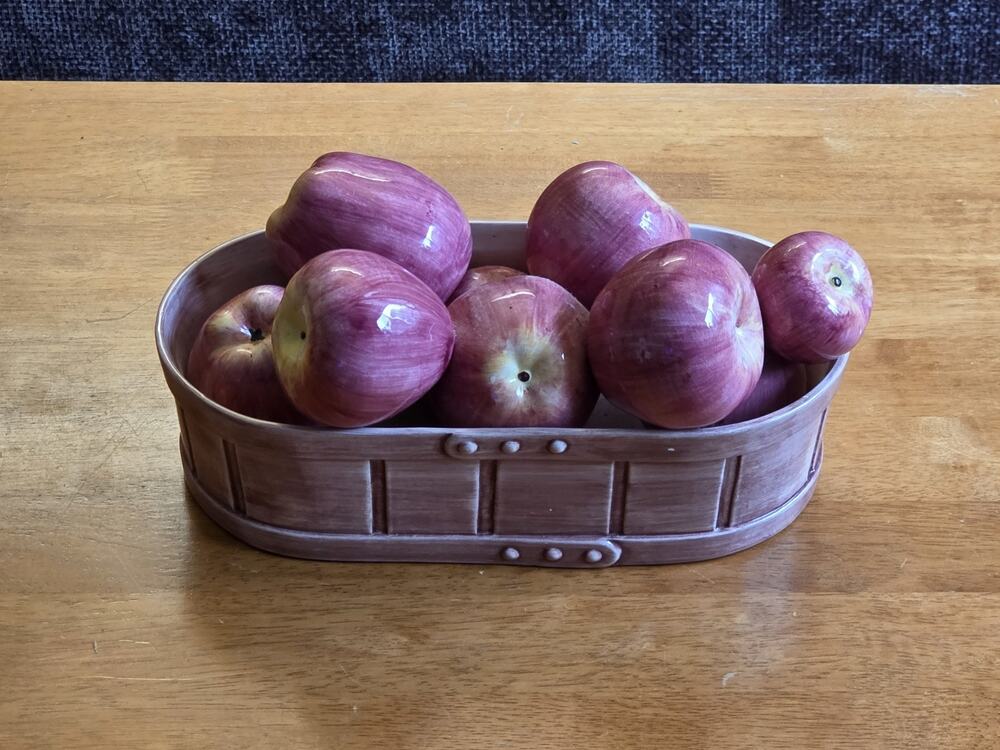 Vintage Italian Ceramic Basket of Apples Made for ETHAN ALLEN in Italy RARE
